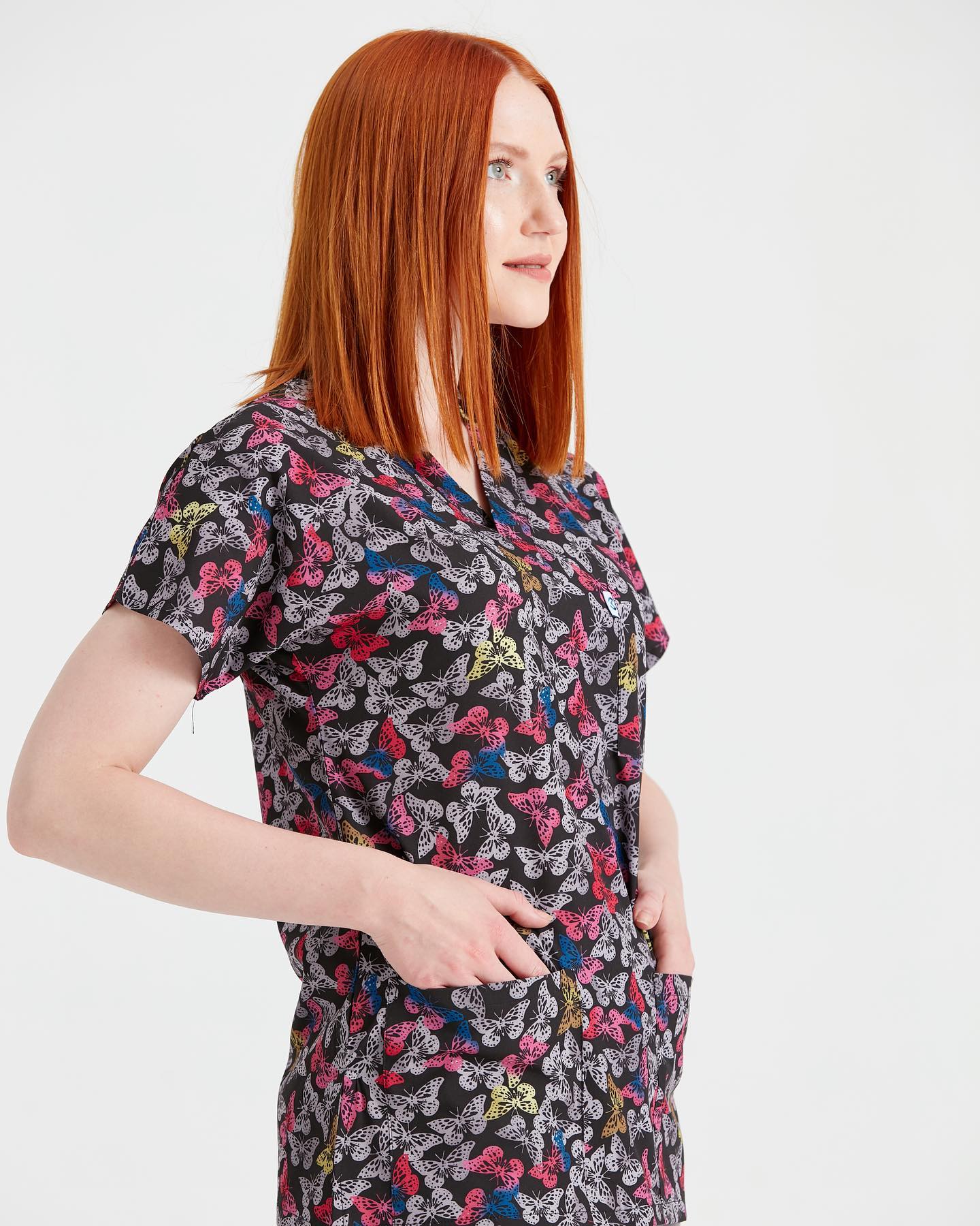 Bluza medicala gri cu elastan femei - Model Uniforma Medicala Fluturasi