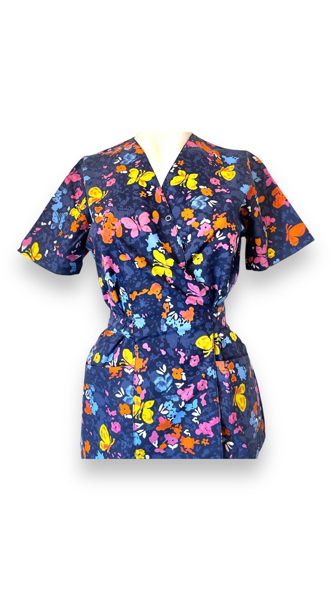 bluza medicala kimono bleumarin cu imprimeu fluturi