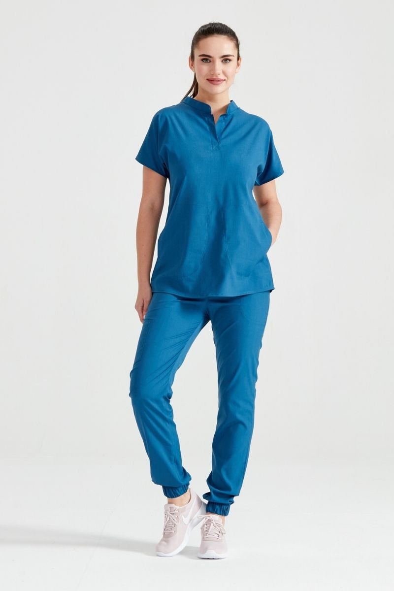 Costum Medical Albastru Petrol, Unisex - Petrol Blue - Model Activity