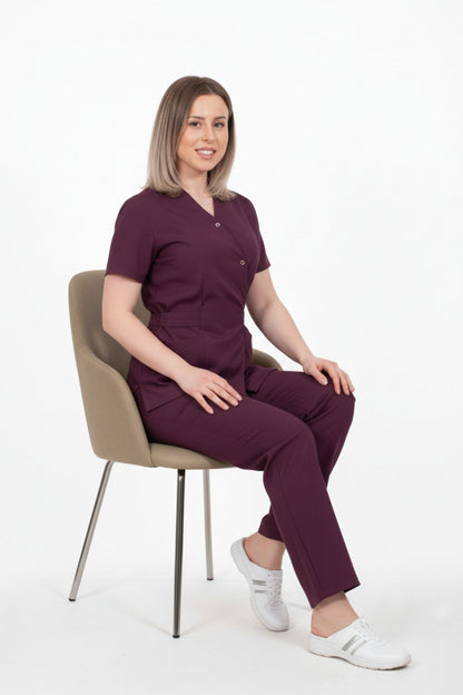 Bluza Medicala Kimono Elastan Pentru Femei, Uniforma Medicala, Culoarea Grena - Sour Cherry