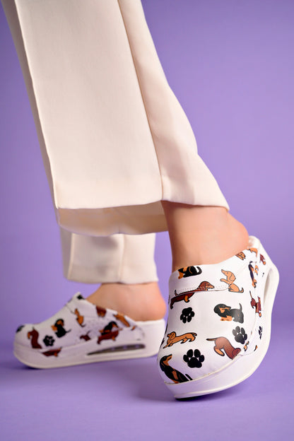 Orthopedic Medical Clogs, White with Print, Unisex - Model Airmax Catel Soricar