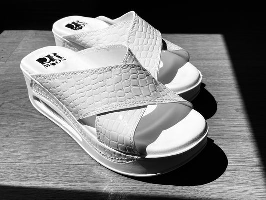 Papuci ortopedici, unisex, alb