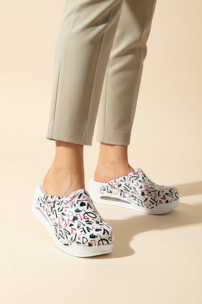 Orthopedic Medical Clogs, White with Print, Women - Airmax Love Model