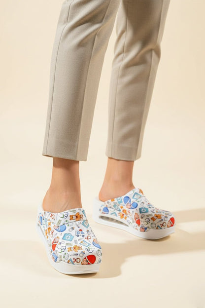 Orthopedic Medical Clogs, White with Print, Unisex - Airmax Nurse Model