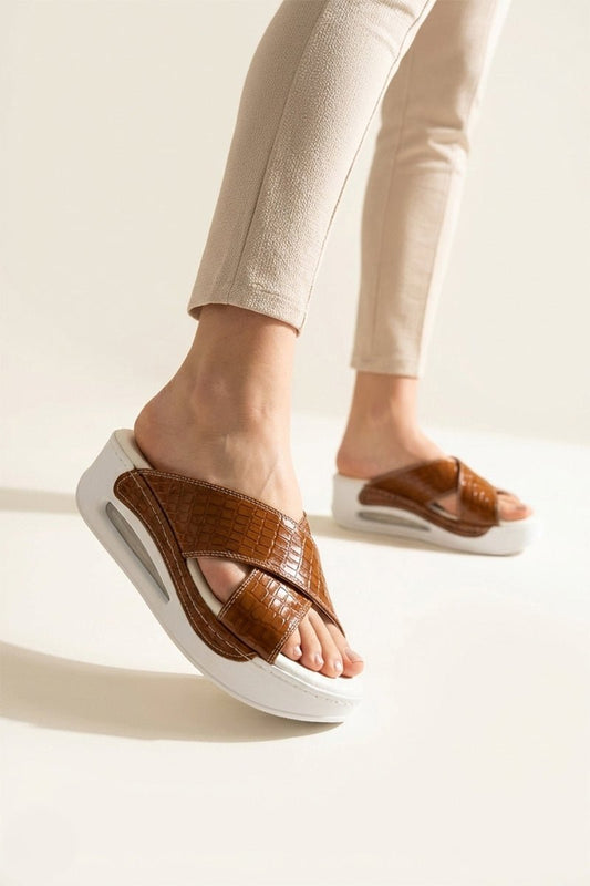 Sandale ortopedice cu barete, femei, maro