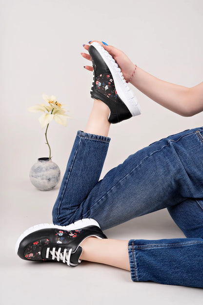 Women's sneakers, Black Flowers model